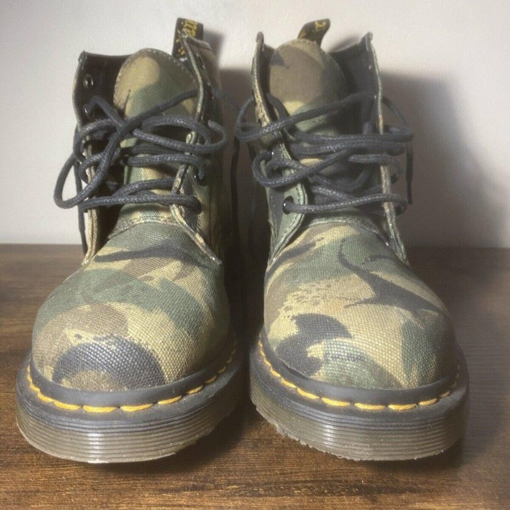 doc martens boots